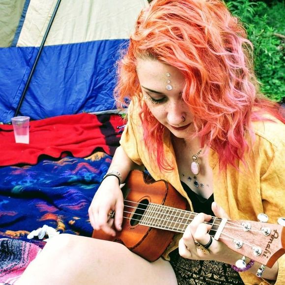 Meet your Posher, Leanna - Picture 1 of 1